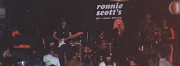 Judie Tzuke on Stage